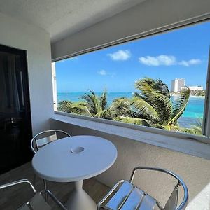 Amazing Ocean Front. 418